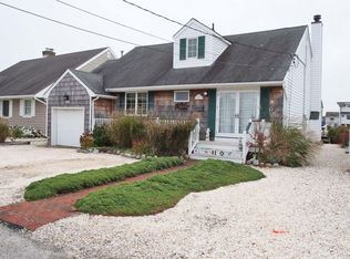 228 Bryn Mawr Ave, Lavallette, NJ 08735