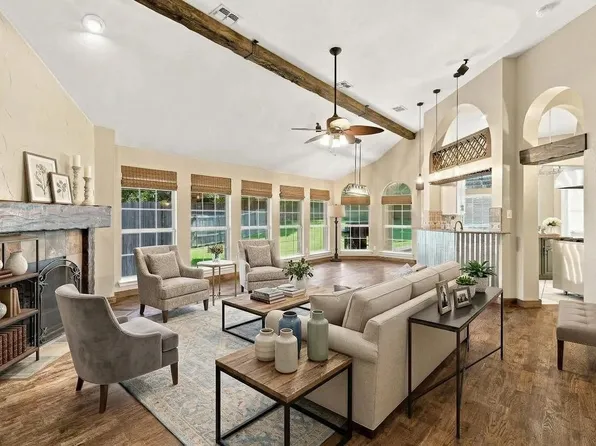 5340 Stillwater Dr, Fort Worth, TX 76137