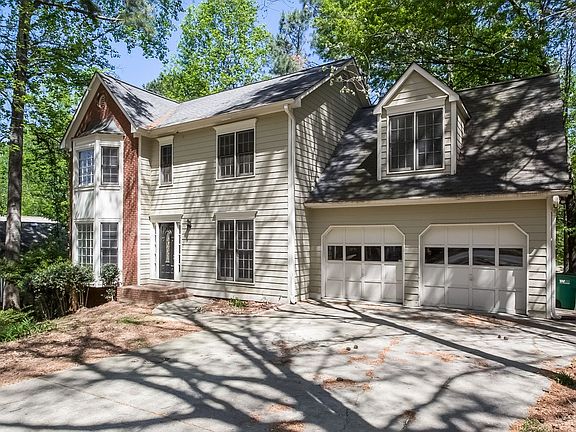 2nd image of 4108 Huntcliff Dr
