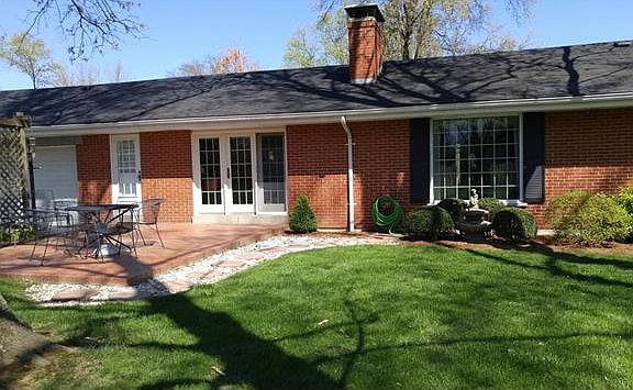 3rd image of 10530 Renwick Dr