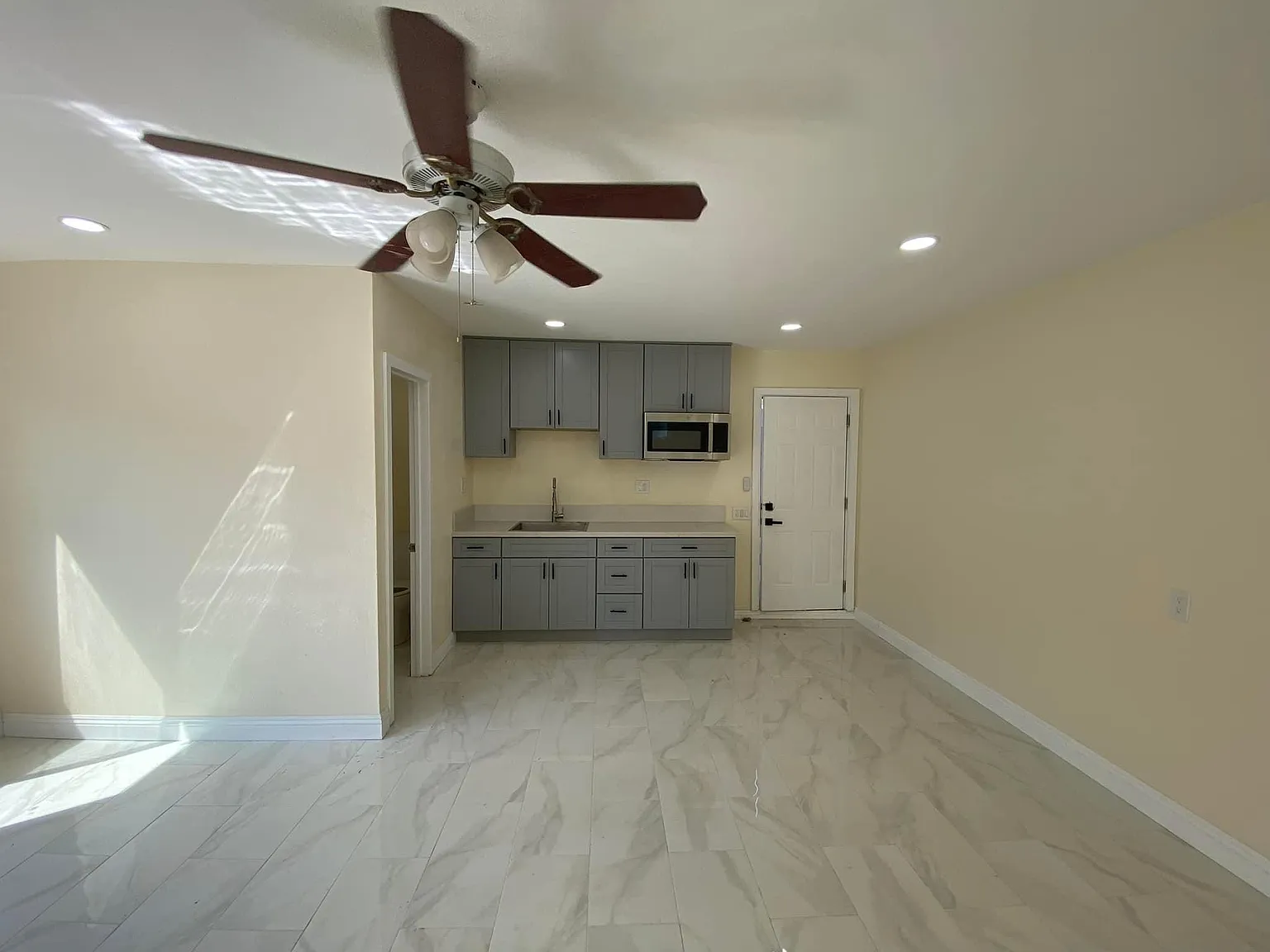 Grove Ave, Rancho Cucamonga — Photo 1