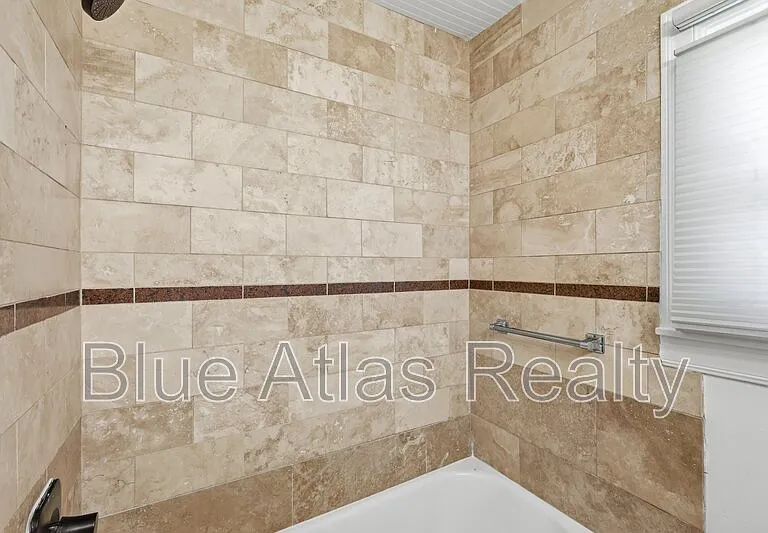 2112 Ederville Rd S — Photo 11