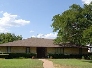 3837 Calculus Dr, Dallas, TX 75244