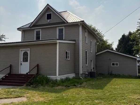 211 Prairie St, Beaver Dam, WI 53916