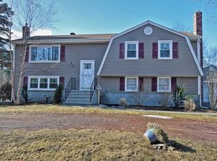 8 Shaw St, Medway, MA 02053