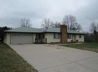 706 3rd Ave, Wilmont, MN 56185