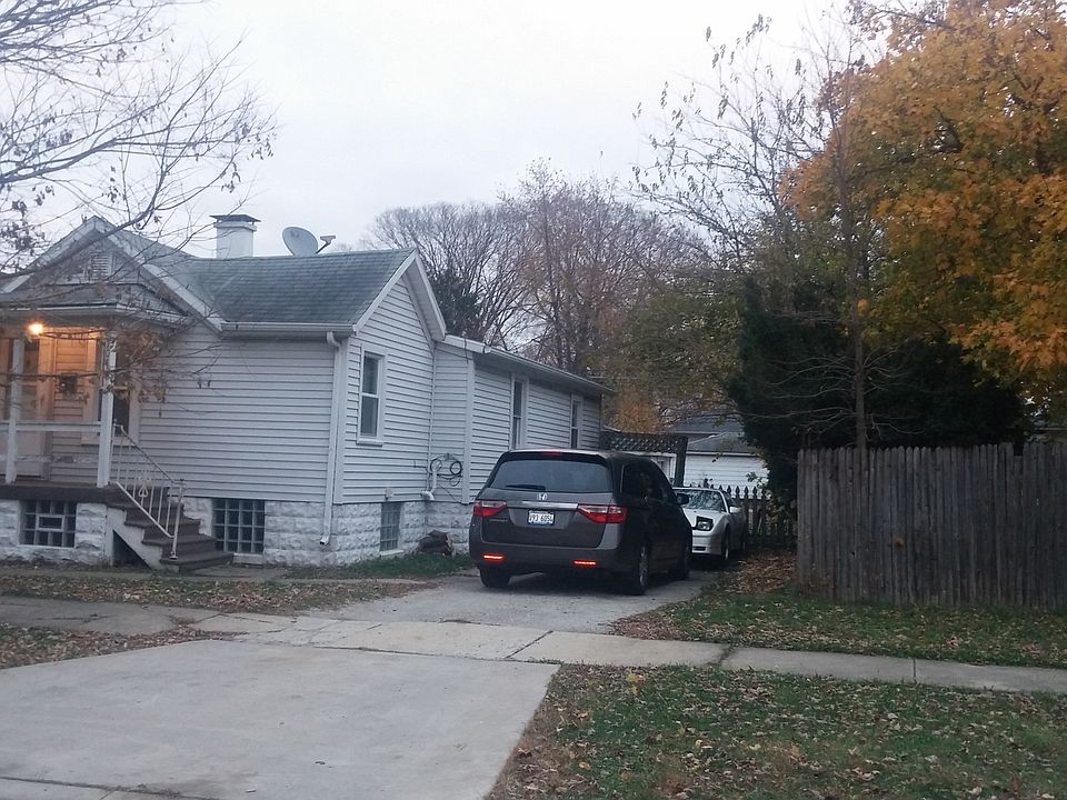2nd image of 704 Oakland Ave