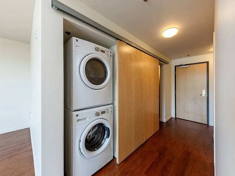 Lower_Burnside_Lofts_031