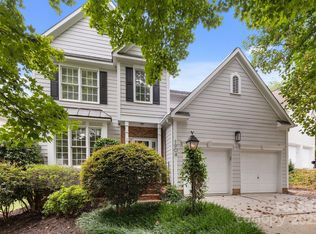 1904 Dearmon Dr, Charlotte, NC 28205