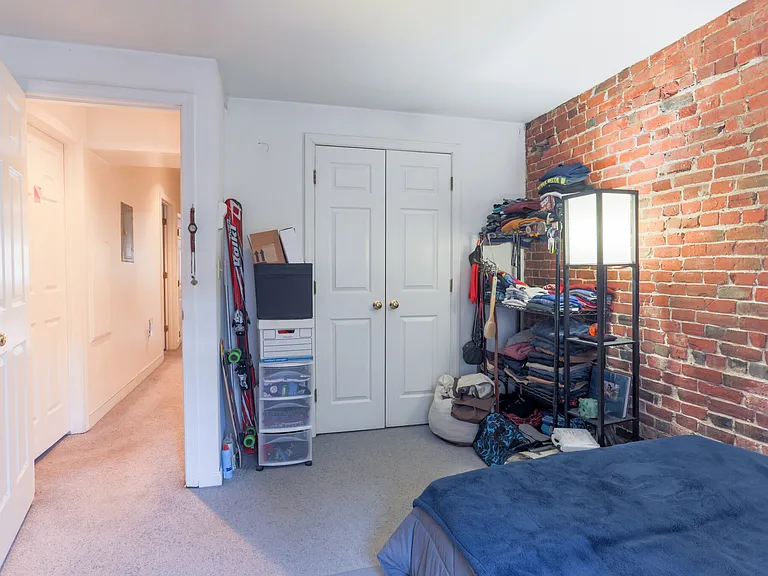 1742 Washington St #4 — Photo 6