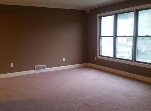 4th image of 120 Heritage Ln #215