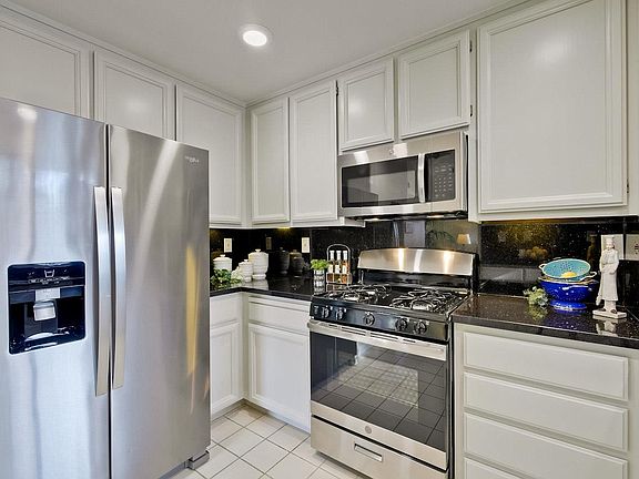4th image of 1842 Sheri Ann Cir