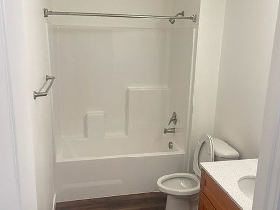 4th image of 4902 NE 94th Ave #363