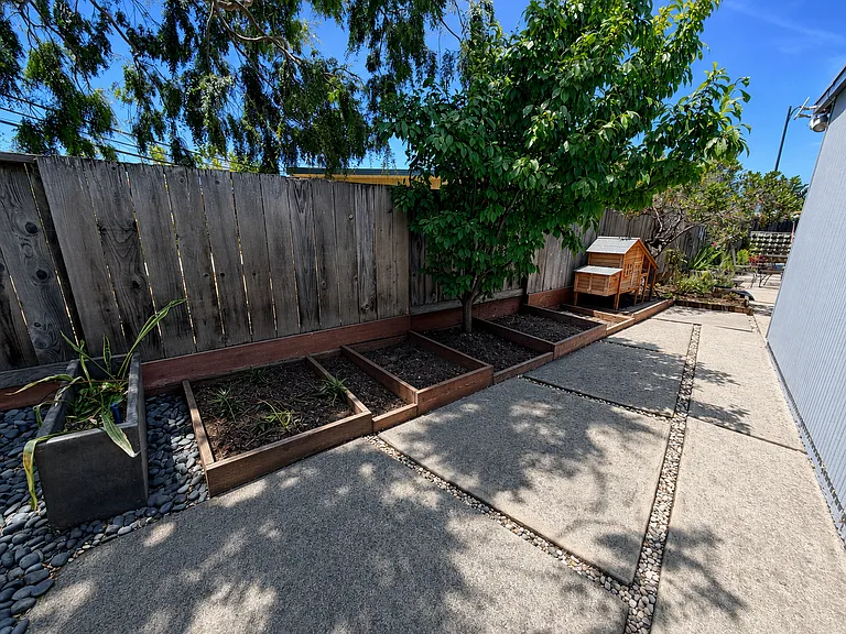 1787 Wolfe Dr — Photo 28