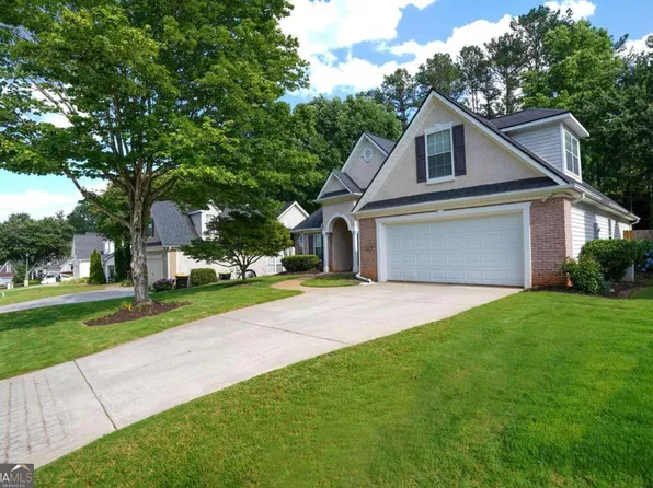 29 Park Forest Curv, Newnan, GA 30265