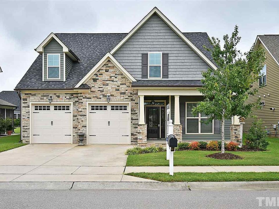 1st image of 120 Scarlet Bell Dr