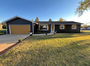 2260 Cobblestone Lane, Beloit, WI 53511