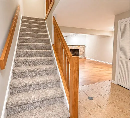 2 bed, 1.5 bath, 1400 sqft, $2,200 — Photo 4