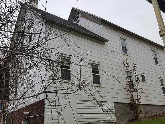 2nd image of 20 Barber Ave