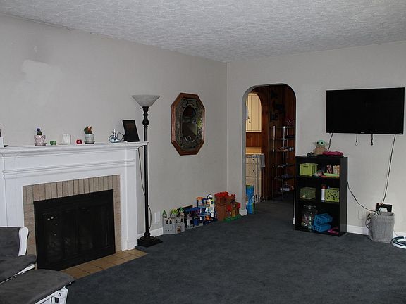 4th image of 960 Millville Ave