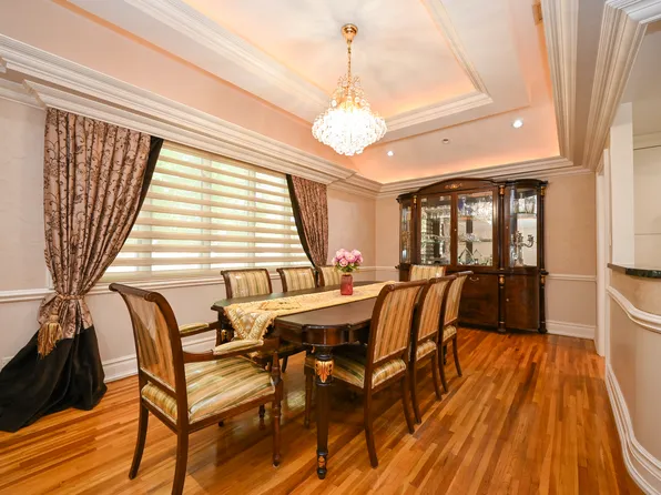 2629 East 65th Street image 6 of 25