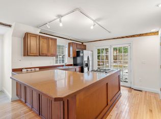 35 Water St #35, Concord, MA 01742