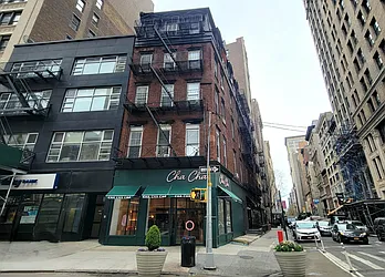 922 Broadway in Flatiron