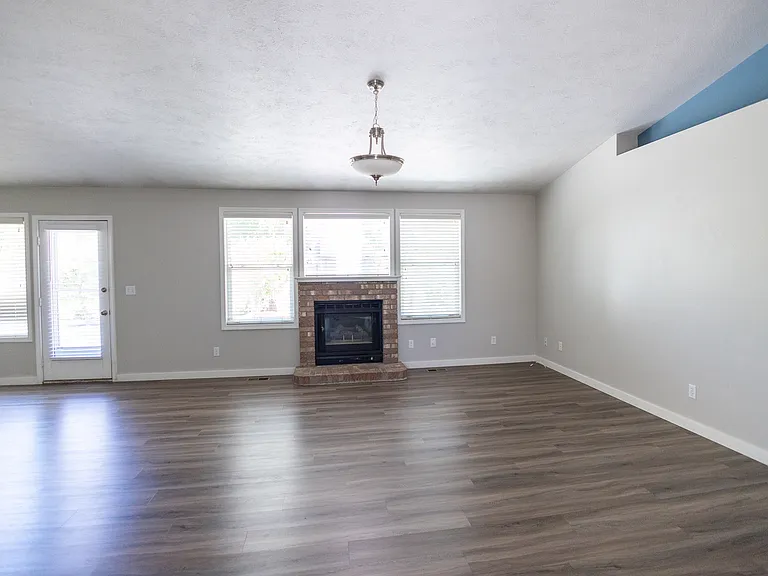 2938 W Elk Stream St — Photo 8