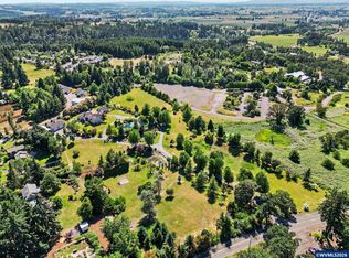 634 Eureka Ave, Silverton, OR 97381