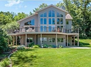 N7673 W Shore Dr #1/1, Elkhorn, WI 53121