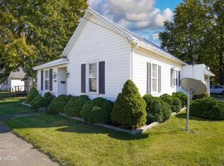 1033 Adams St, Findlay, OH 45840