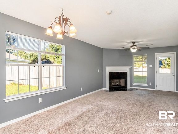 3rd image of 8710 Londonderry Ct