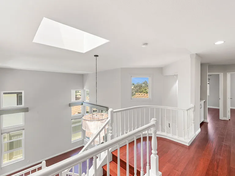 1068 Pacific Hill St — Photo 43