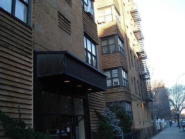 1st image of 55 Winthrop St APT 1L