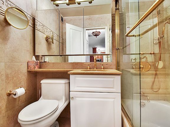 4th image of 340 E 80th St Unit 18-V