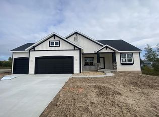 4496 Coneflower Ct SE, Kentwood, MI 49512
