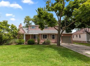 21515 Shady Lane Ave, Saint Clair Shores, MI 48080