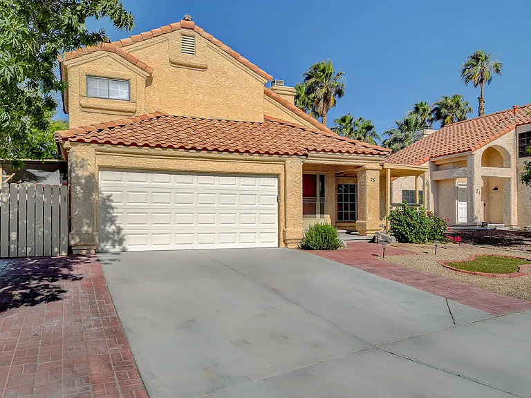 76 Megan Dr — Photo 35