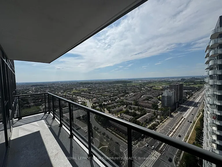 5105 Hurontario St #2809 — Photo 8