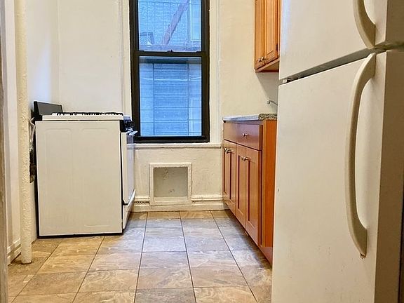 5th image of 1281 Union St APT 5A
