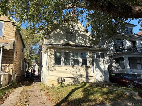 102 Briscoe Ave, Buffalo, NY 14211