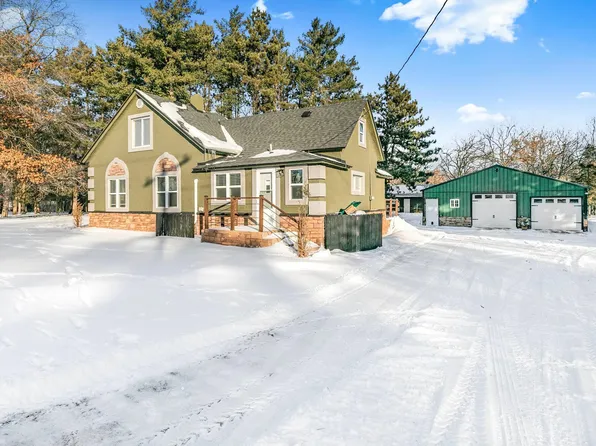 16126 19th St, Clear Lake, MN 55319