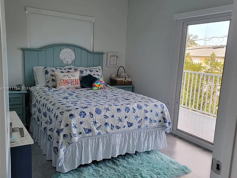 184 Ocean Shores Dr — Photo 10