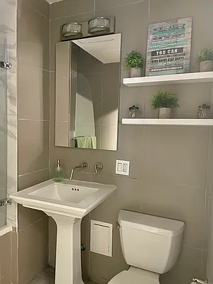 Rented by Oxford Property Group | media 22