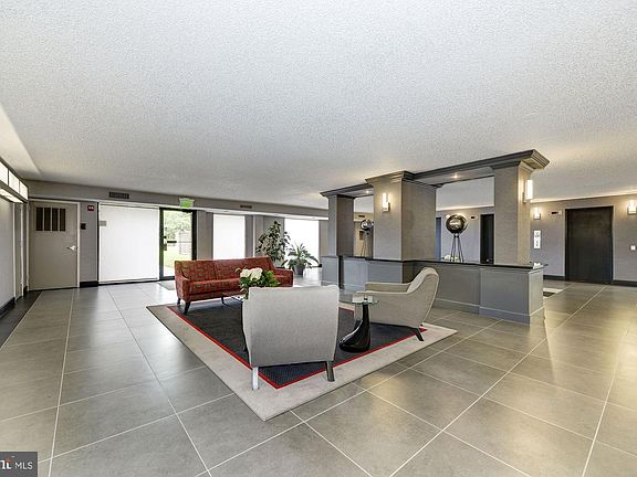 5th image of 200 N Pickett St APT 712