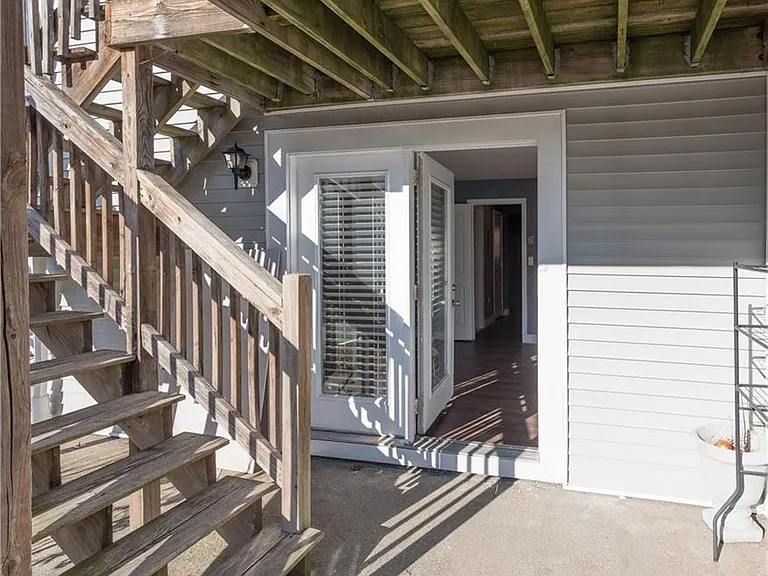 84 Tell St #6A — Photo 13