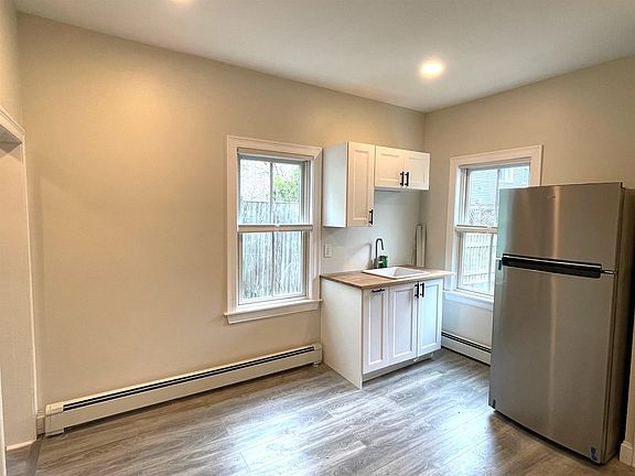 3rd image of 26 Kenwood St #2