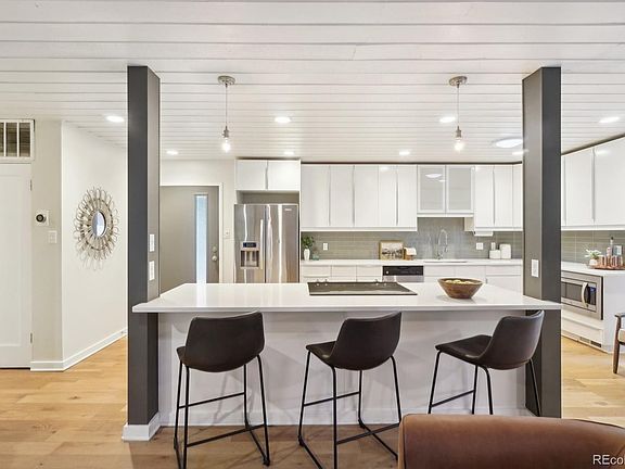 3rd image of 5405 S Lowell Boulevard