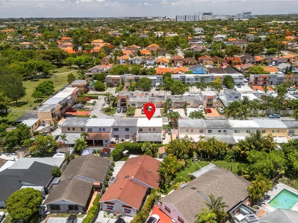 11253 SW 33rd Circle Pl, Miami, FL 33165