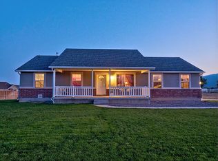 1272 E Crescent Loop, Eagle Mountain, UT 84005